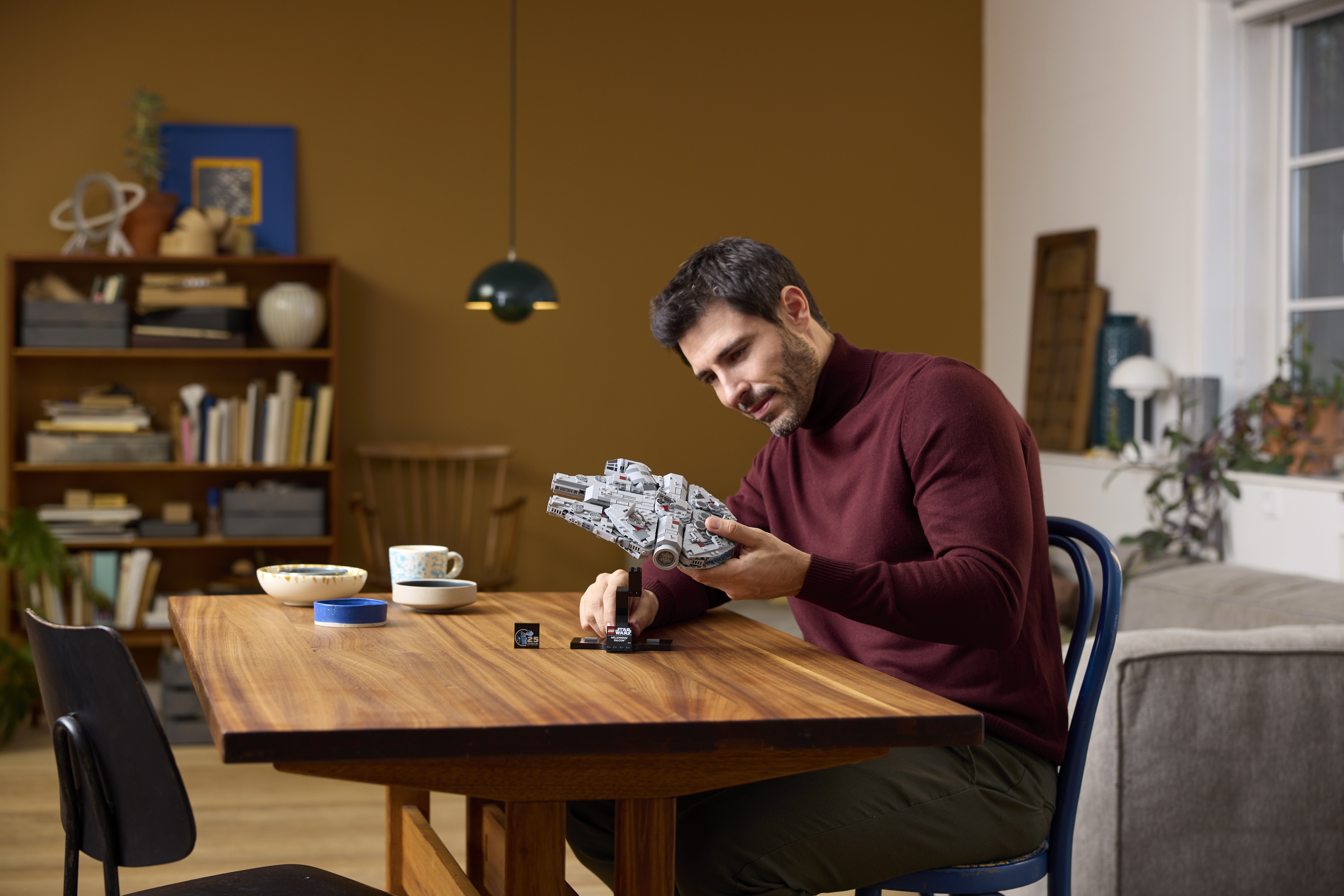 LEGO 75375 – Ready to display