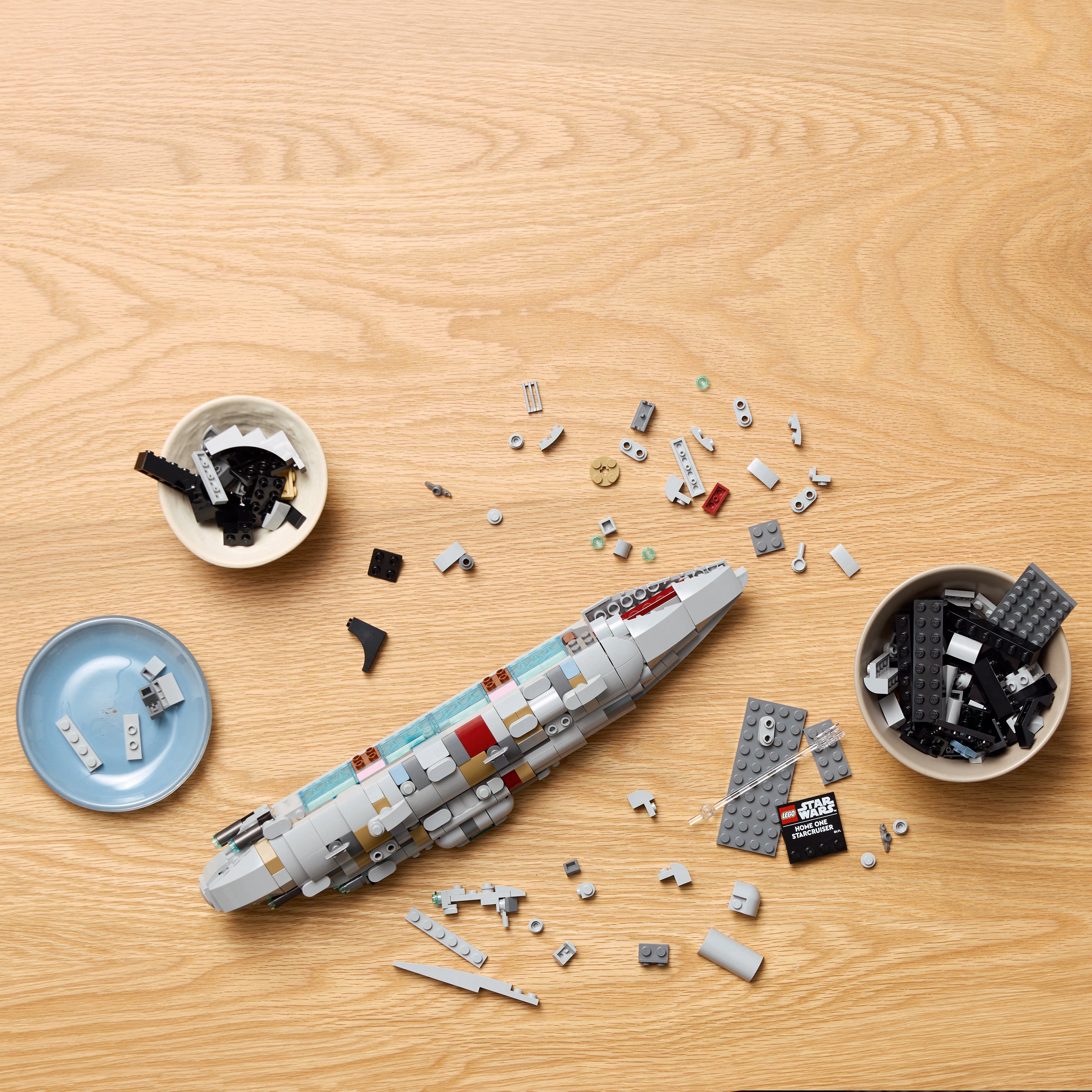 LEGO 75405 Home One Starcruiser – Detailansicht mit abnehmbarem Seitensegment