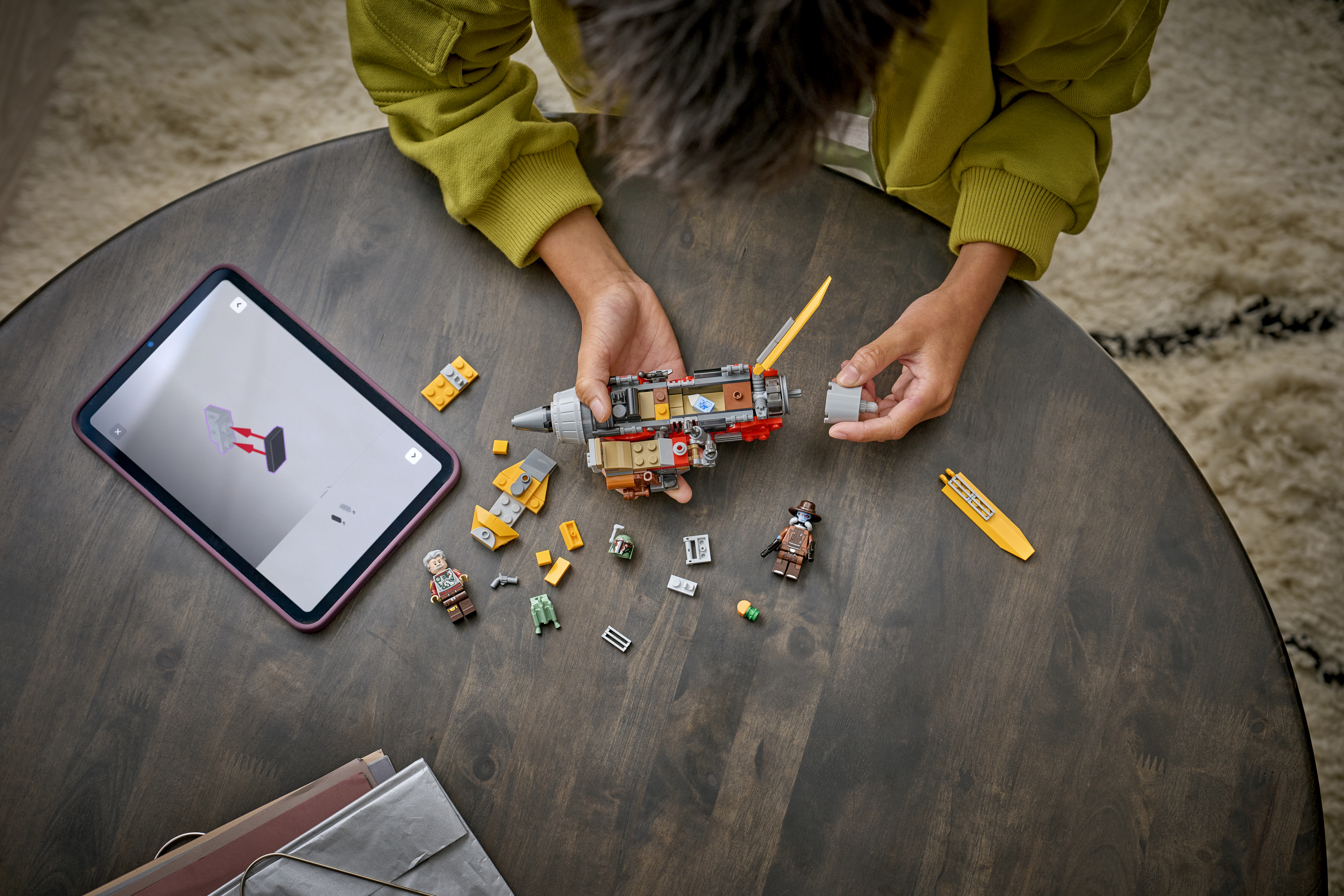 LEGO 75437 Cobb Vanths Speeder beim Zusammenbauen